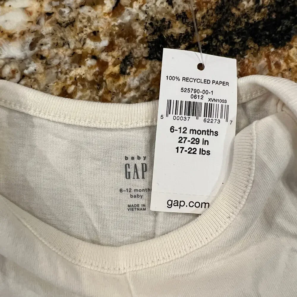 NWT GAP Baby Ivory & Navy W/